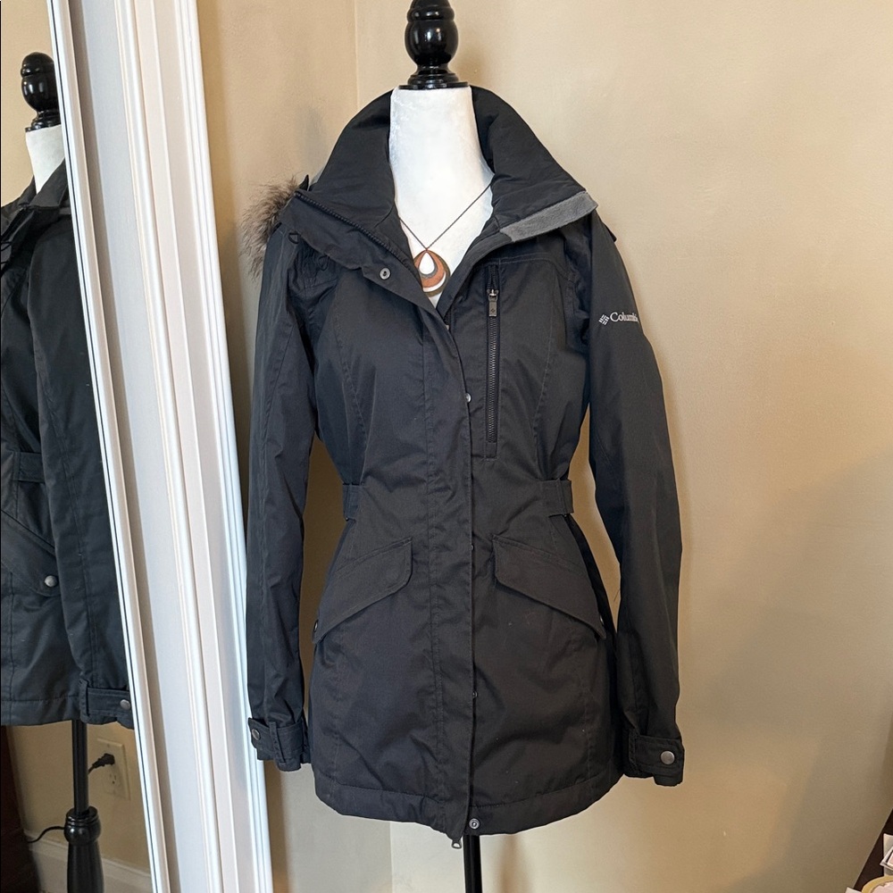 Columbia Women's Dark Gray Ski Jacket